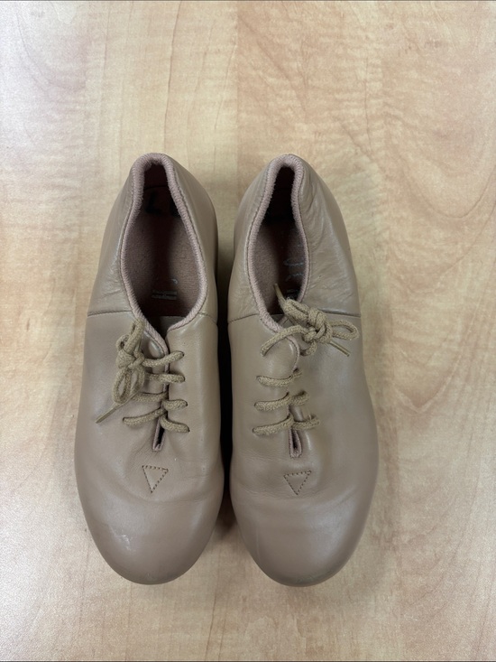 Bloch Other - Bloch Kids Taupe Slip-On Dance Sneakers with Elastic Laces